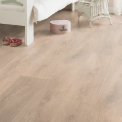 Krono Original Blonde Oak - Supernatural Classic 8mm Laminate Flooring (57710) -Flooring Sale Store blonde oak supernatural classic 8mm laminate flooring 57710 p20754 112366 image